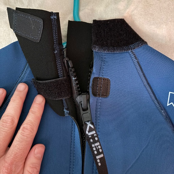 XCEL Big Kids Full Wet Suit - Picture 7 of 10